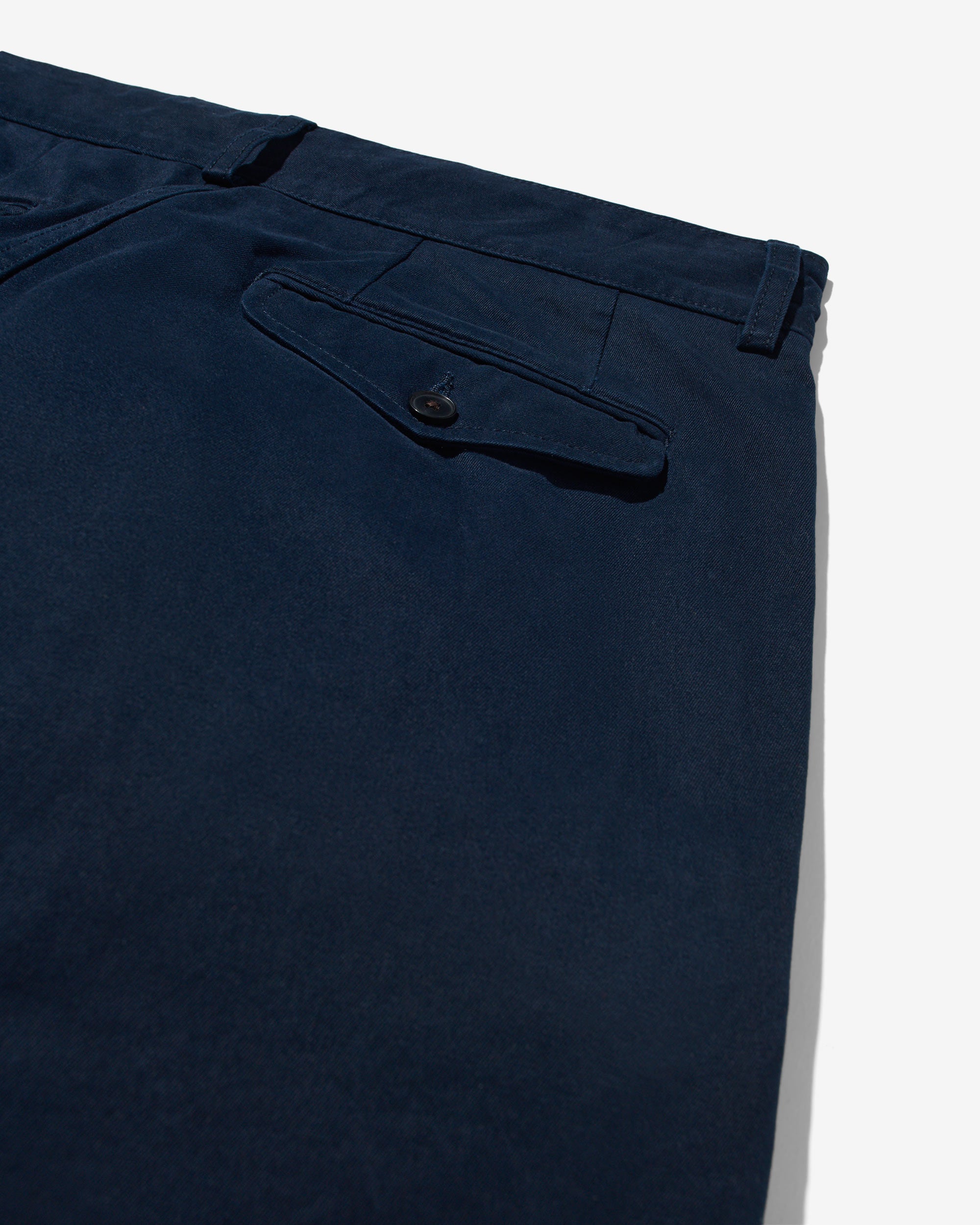 Single-Pleat Baggy Shorts - Image 8